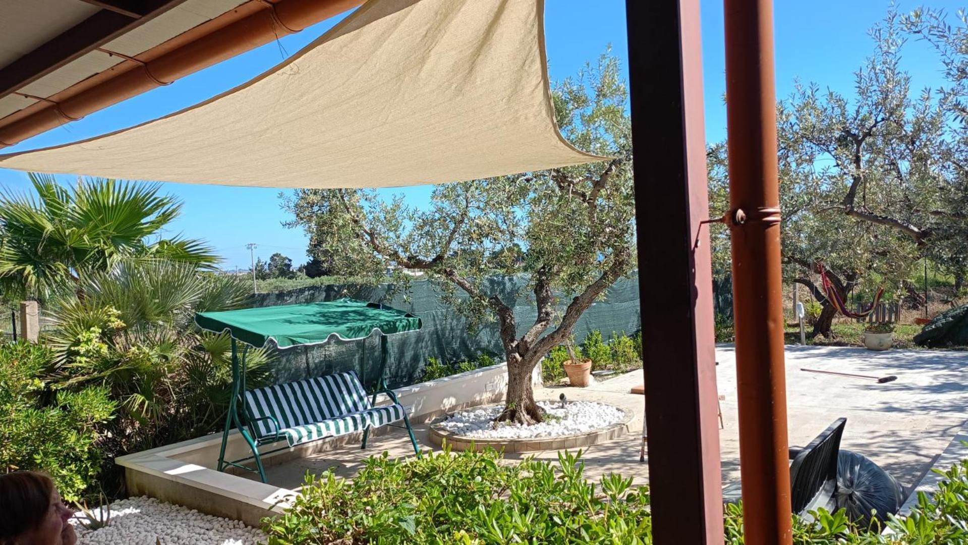 La casetta degli ulivi con piscina Menfi Esterno foto